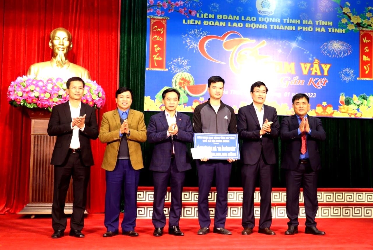 Công đoàn Hà Tĩnh: “Tết Sum vầy - Xuân gắn kết”, lan tỏa tính nhân văn sâu sắc