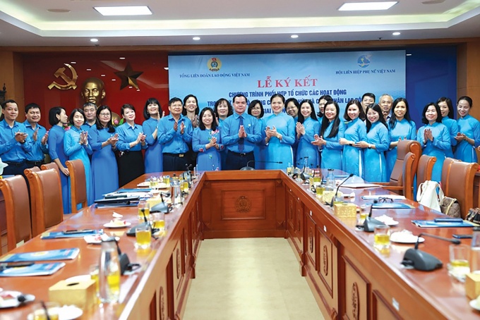 Thúc đẩy bình đẳng giới và bảo vệ quyền của lao động nữ Thúc đẩy bình đẳng giới và bảo vệ quyền của lao động nữ