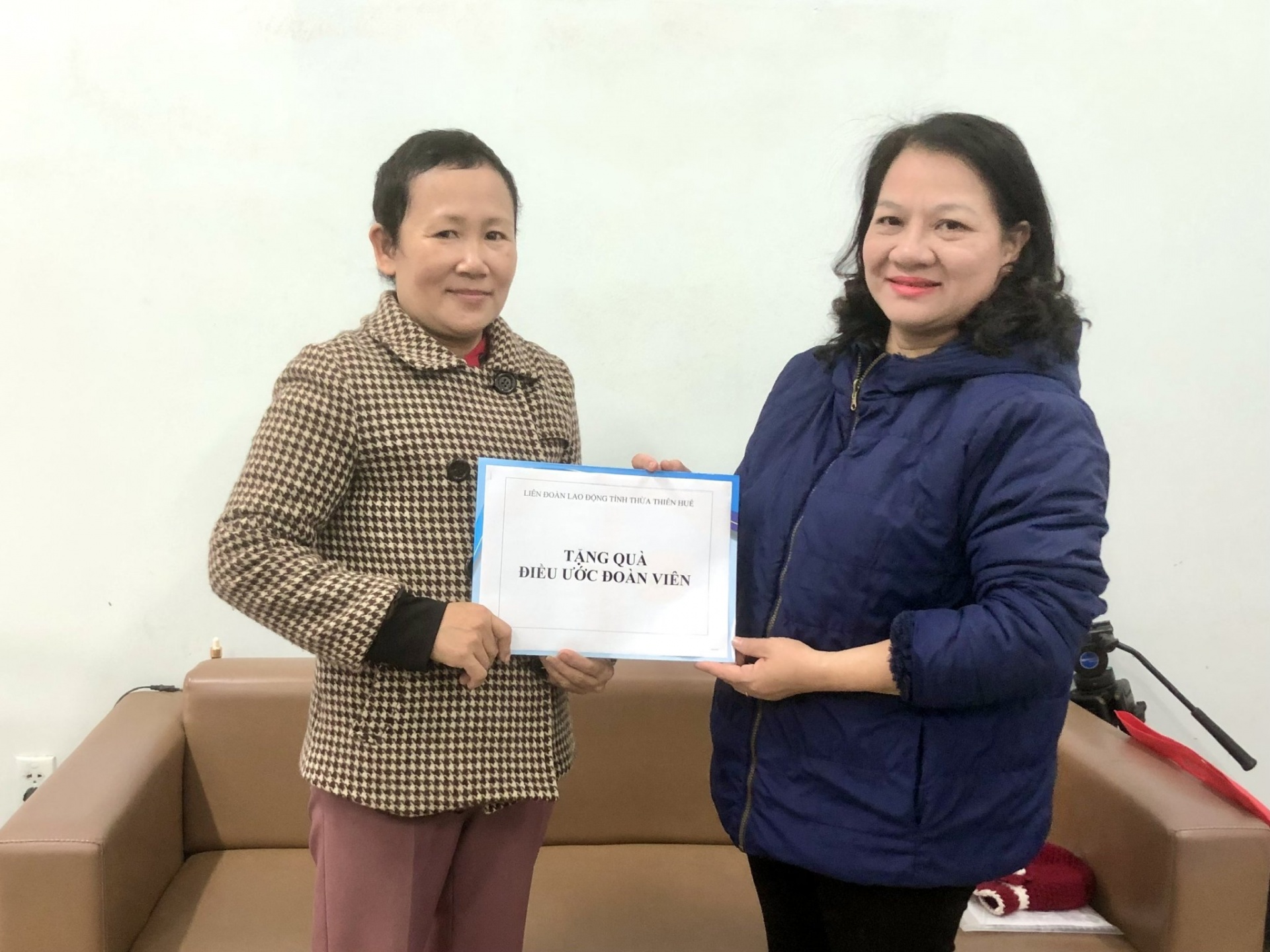 LĐLĐ Thừa Thiên Huế hỗ trợ kịp thời các đoàn viên đặc biệt khó khăn trước Tết