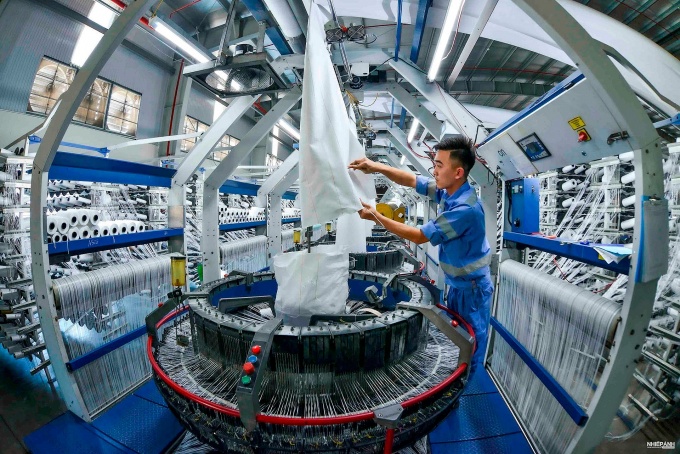 Giải bài toán năng suất lao động ở Việt Nam: Một số vấn đề cần quan tâm Giải bài toán năng suất lao động ở Việt Nam: Một số vấn đề cần quan tâm