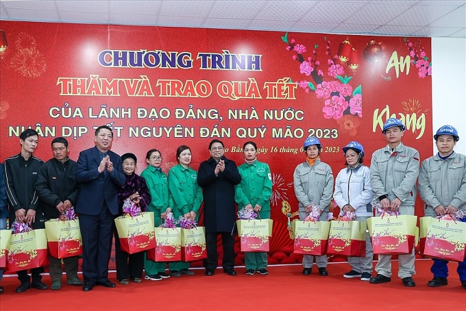 Thủ tướng: 3 nhiệm vụ trọng tâm, đột phá đáp ứng nhu cầu cấp thiết của công nhân Thủ tướng: 3 nhiệm vụ trọng tâm, đột phá đáp ứng nhu cầu cấp thiết của công nhân