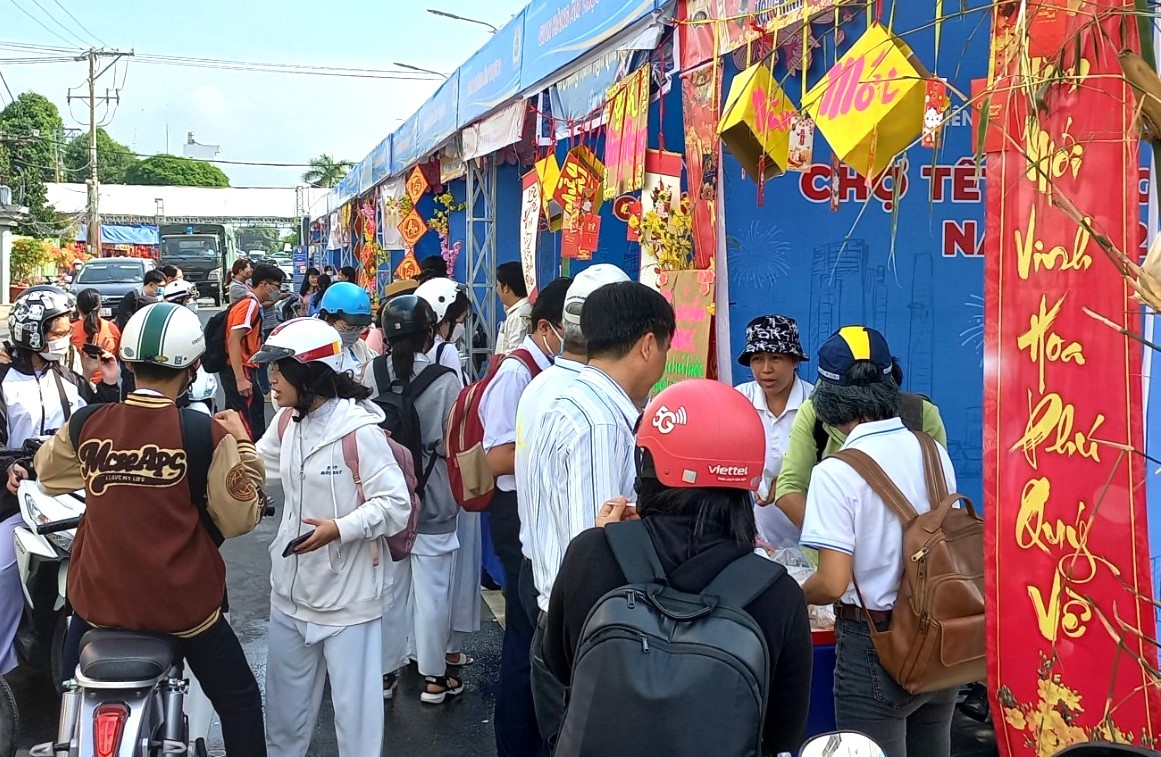 Người lao động An Giang vui xuân Quý Mão 2023 trọn vẹn
