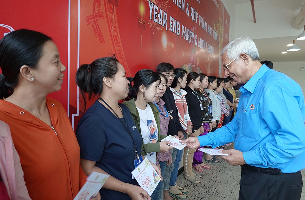 Công đoàn An Giang: Hiệu quả từ các mô hình chăm lo lao động nữ