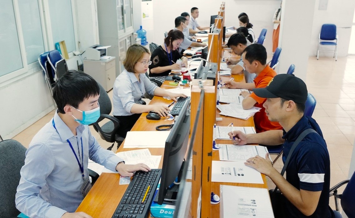 Đề xuất mọi lao động tham gia bảo hiểm thất nghiệp khi kí hợp đồng từ một tháng Đề xuất mọi lao động tham gia bảo hiểm thất nghiệp khi kí hợp đồng từ một tháng