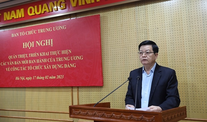 Quán triệt, triển khai các văn bản mới về công tác tổ chức xây dựng Đảng Quán triệt, triển khai các văn bản mới về công tác tổ chức xây dựng Đảng