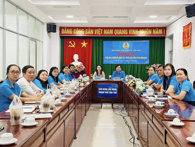 Tuyên giáo Công đoàn góp phần đẩy lùi thông tin xấu, độc Tuyên giáo Công đoàn góp phần đẩy lùi thông tin xấu, độc