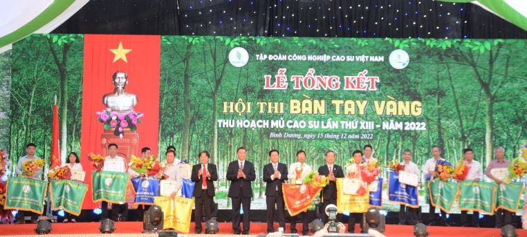 Hội thi Bàn tay vàng ngành Cao su: Chất lượng thợ giỏi ngày càng cao