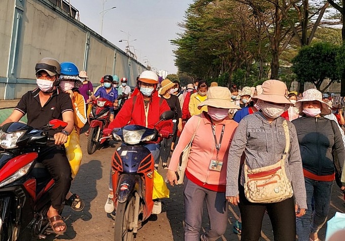 Công ty PouYuen Việt Nam hỗ trợ công nhân mất việc khoảng 275 tỉ đồng Công ty PouYuen Việt Nam hỗ trợ công nhân mất việc khoảng 275 tỉ đồng
