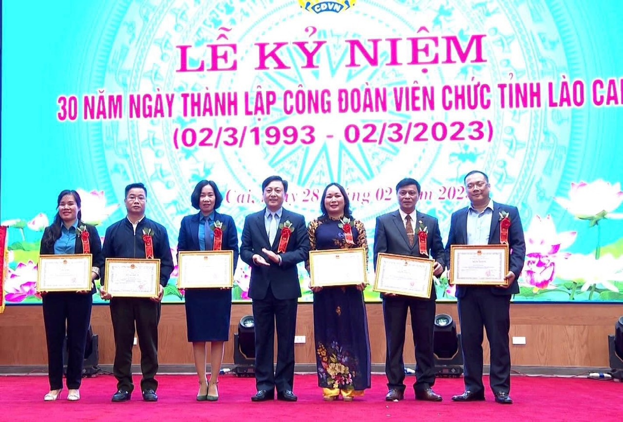 Công đoàn Viên chức tỉnh Lào Cai kỷ niệm 30 năm ngày thành lập Công đoàn Viên chức tỉnh Lào Cai kỷ niệm 30 năm ngày thành lập