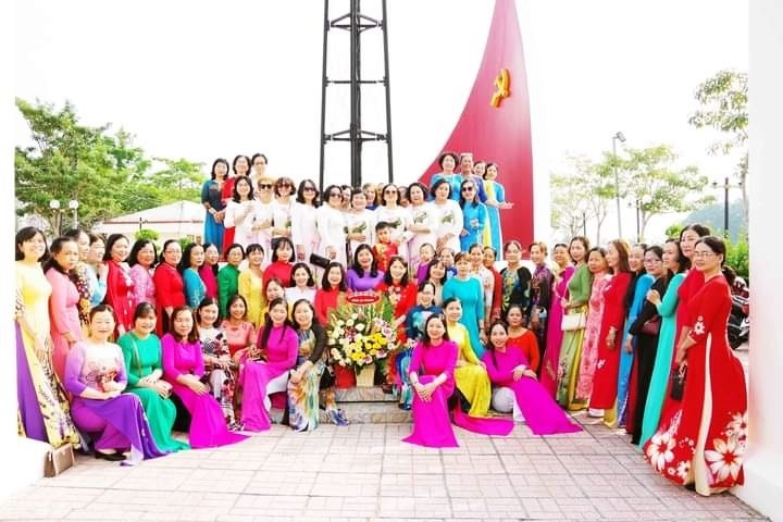 An Giang: Chăm lo cho nữ công đoàn viên ngày càng thiết thực, hiệu quả An Giang: Chăm lo cho nữ công đoàn viên ngày càng thiết thực, hiệu quả