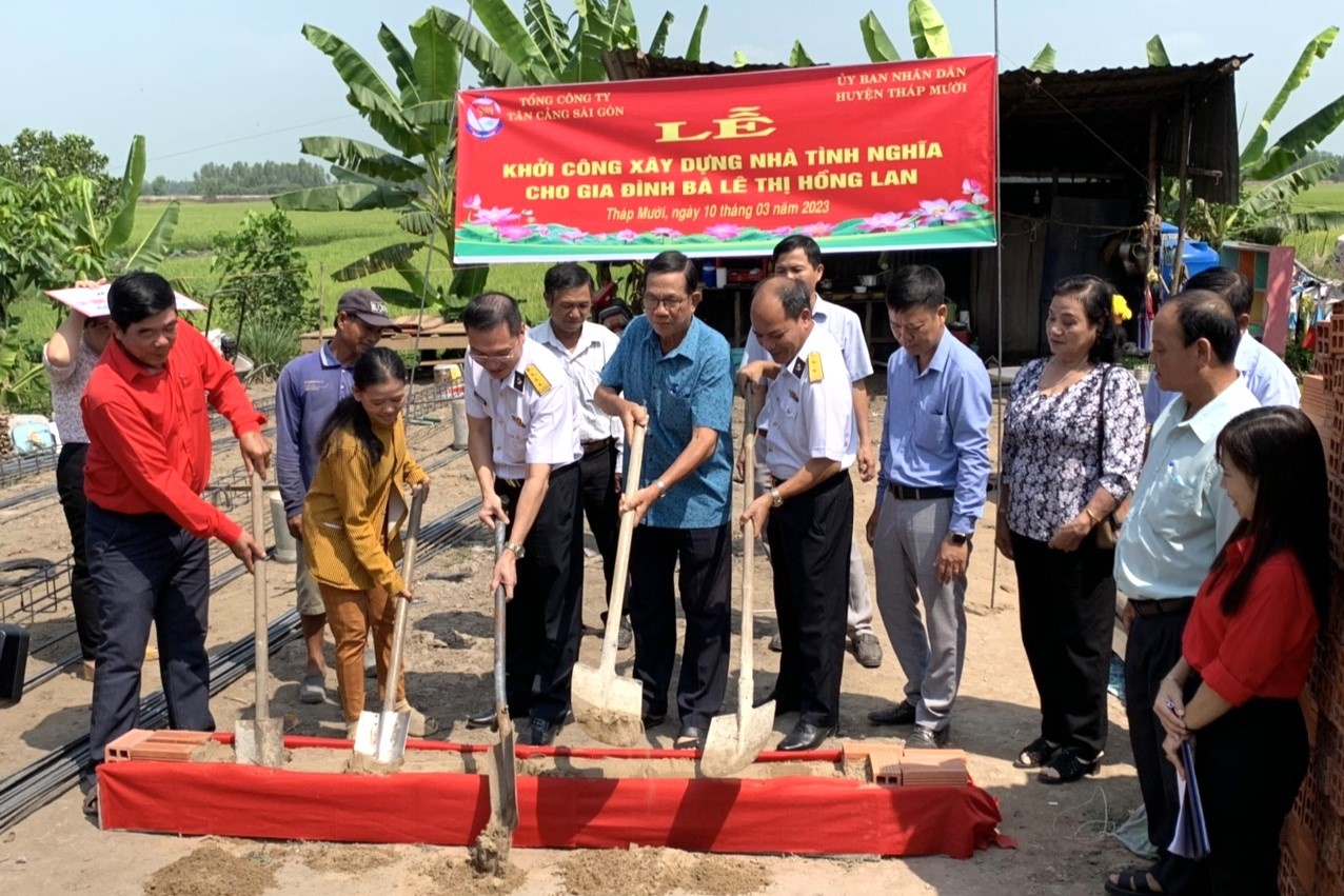 Tổng công ty Tân Cảng Sài Gòn xây dựng nhà tình nghĩa tại Thái Bình, Đồng Tháp