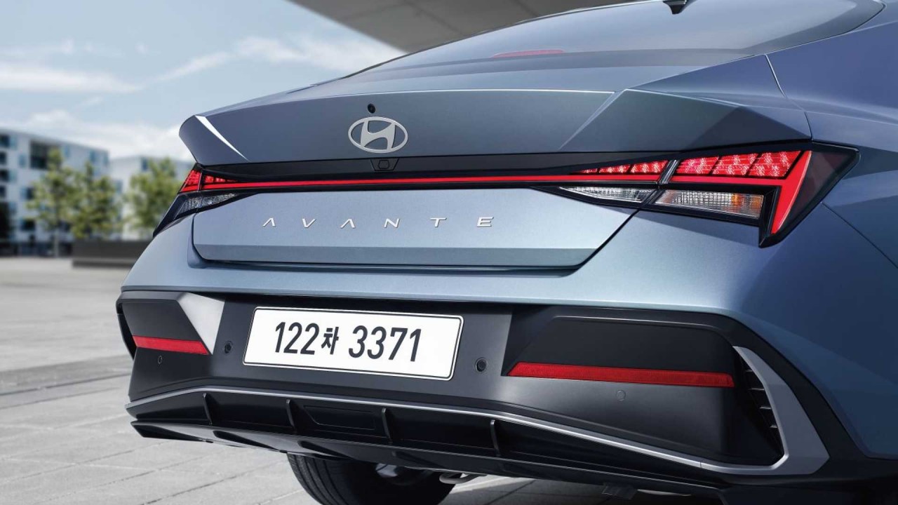 Hyundai Elantra 2023 giá 360-590 triệu đồng tại Hàn Quốc Hyundai Elantra 2023 giá 360 590 triệu đồng tại Hàn Quốc