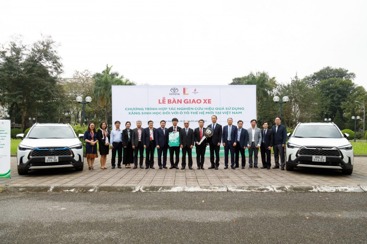Toyota Việt Nam triển khai dự án nghiên cứu nhiên liệu sinh học Toyota Việt Nam triển khai dự án nghiên cứu nhiên liệu sinh học