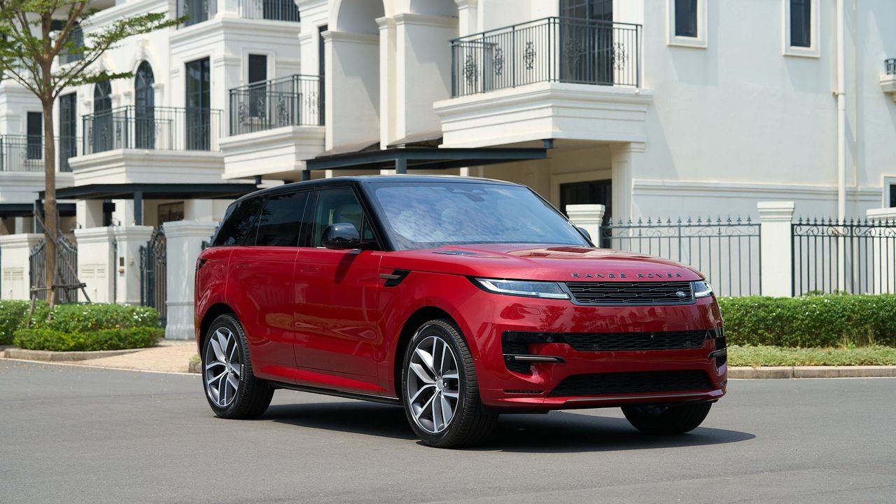 Cận cảnh Range Rover Sport First Edition vừa ra mắt tại Việt Nam Cận cảnh Range Rover Sport First Edition vừa ra mắt tại Việt Nam