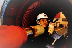 Thi đua 30 ngày đêm lao động sáng tạo bảo dưỡng tổng thể Nhà máy Đạm Phú Mỹ