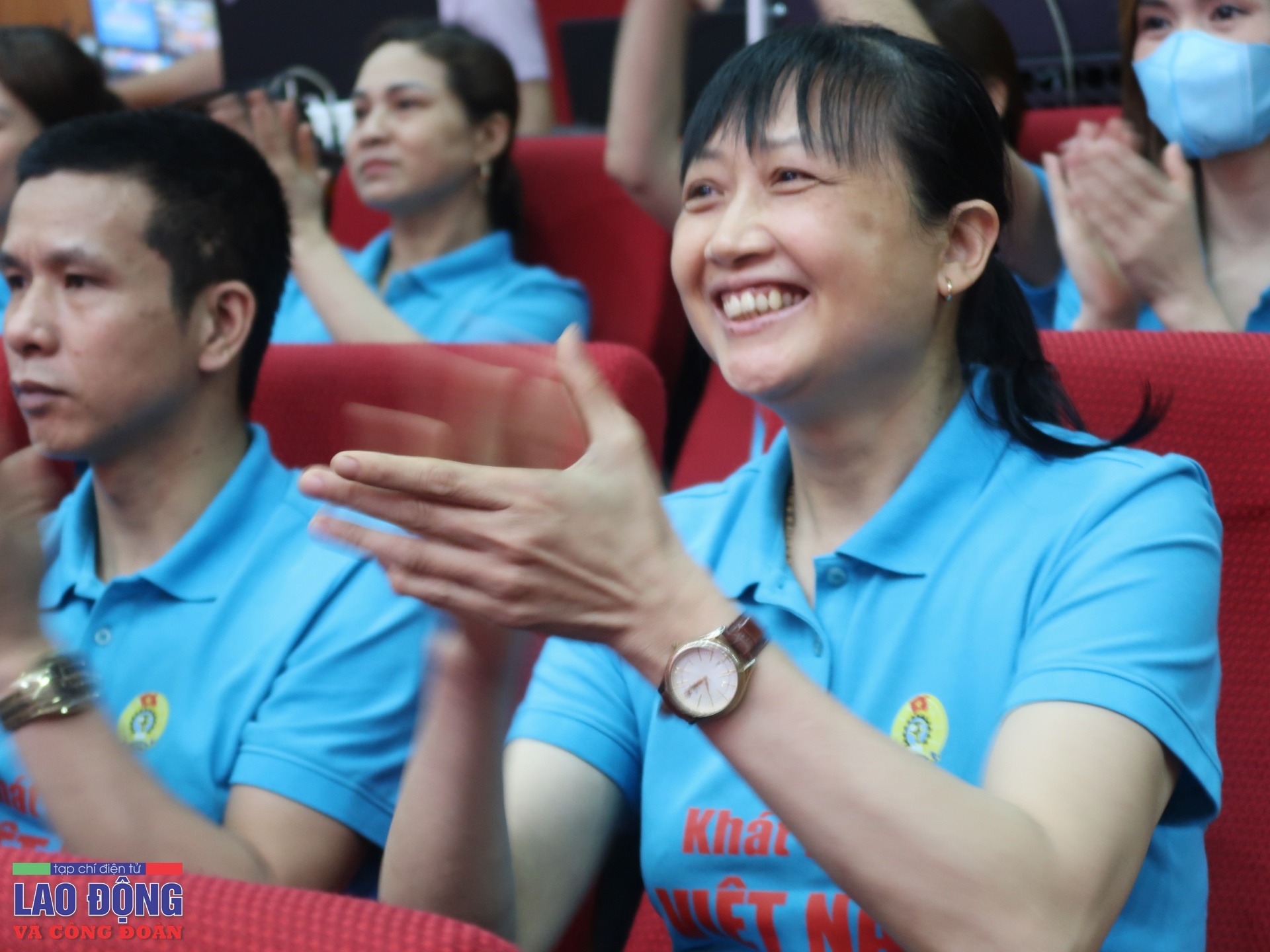 Công nhân lao động sẽ đối thoại với đại biểu Quốc hội Công nhân lao động sẽ đối thoại với đại biểu Quốc hội