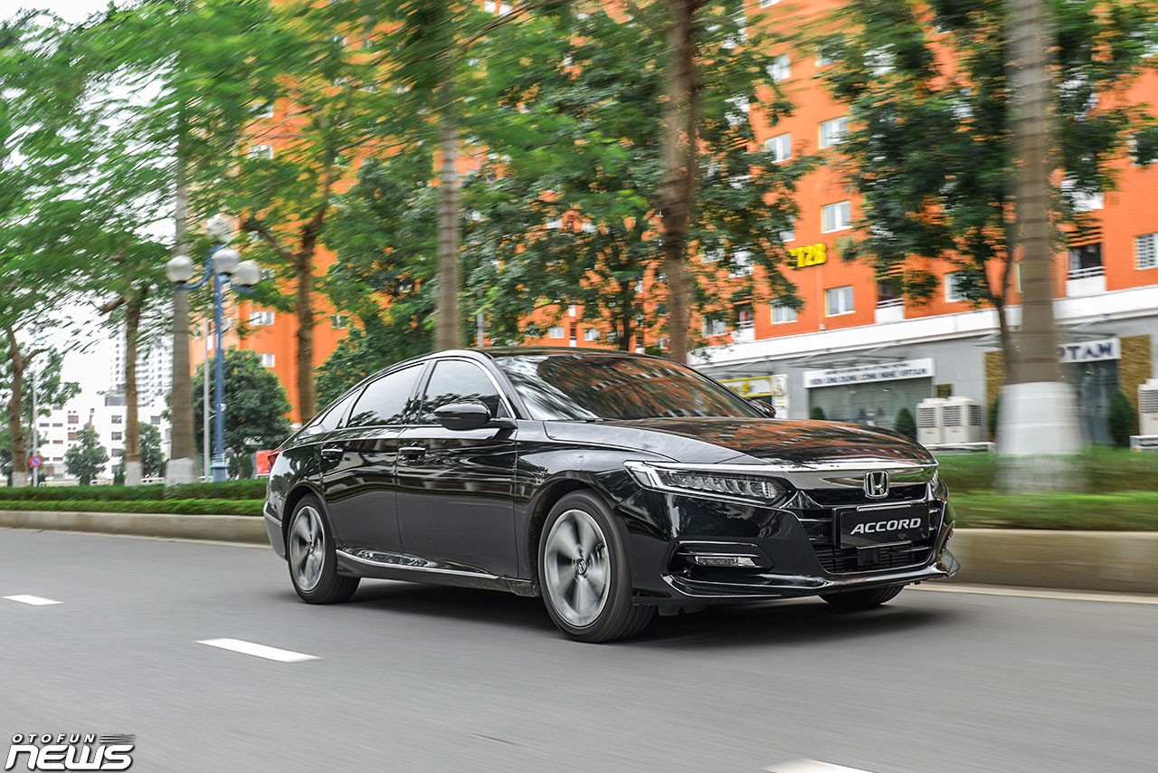 Toyota Camry 'cân' cả phân khúc sedan cỡ D Toyota Camry 'cân' cả phân khúc sedan cỡ D