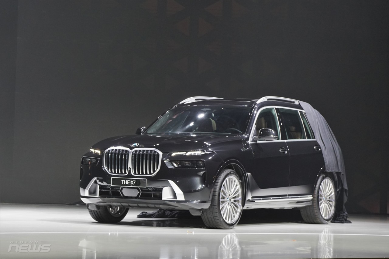 Thaco ra mắt 4 dòng xe BMW cao cấp cùng các đặc quyền riêng tại Việt Nam
