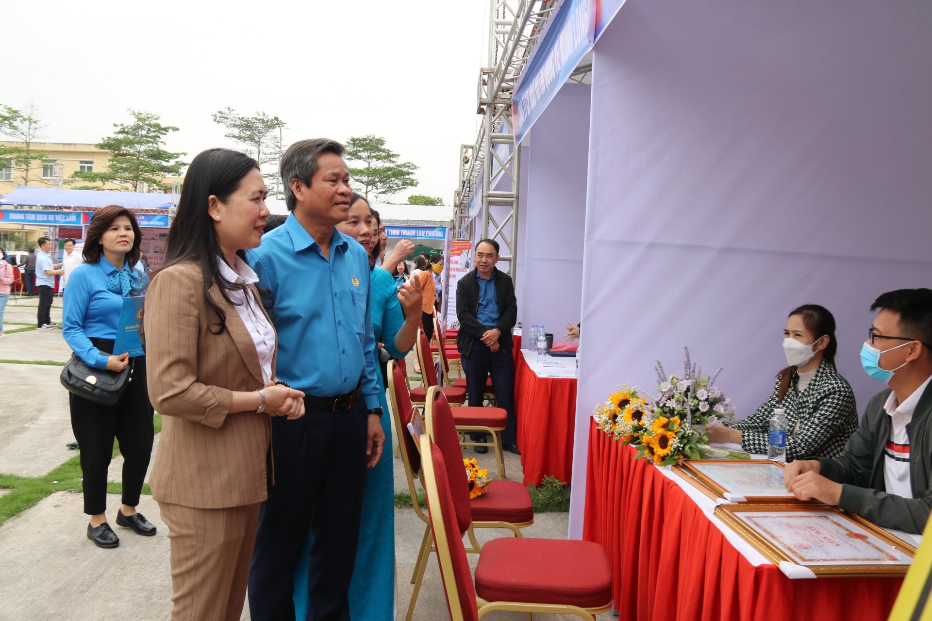 Thái Bình: Chào đón Tháng Công nhân thiết thực với Ngày hội việc làm Thái Bình: Chào đón Tháng Công nhân thiết thực với Ngày hội việc làm
