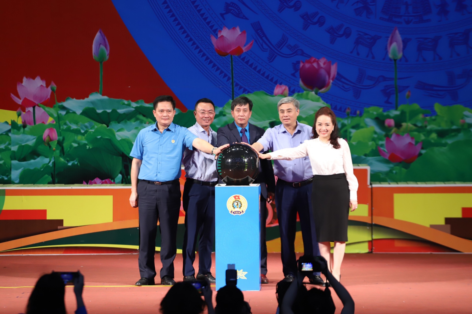 Công đoàn Công thương Việt Nam phát động Tháng Công nhân và Tháng hành động về ATVSLĐ năm 2023