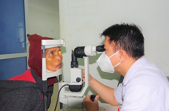 Công đoàn Bệnh viện Quân y 175 phối hợp tổ chức mổ mắt miễn phí cho bệnh nhân khó khăn Công đoàn Bệnh viện Quân y 175 phối hợp tổ chức mổ mắt miễn phí cho bệnh nhân khó khăn