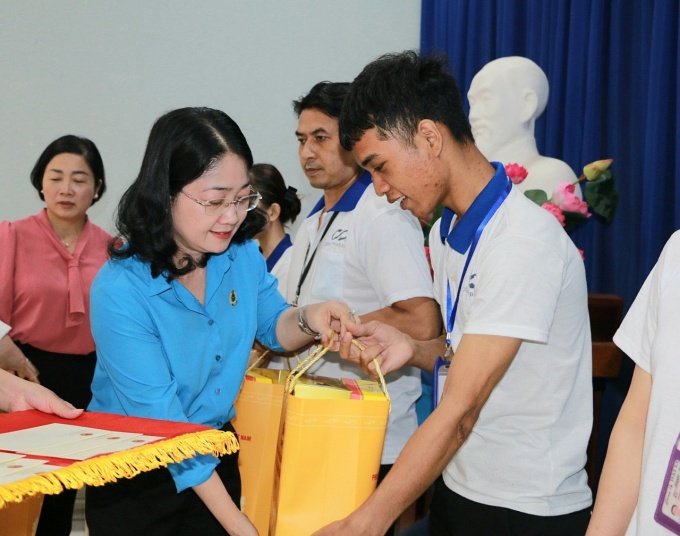 Nhiều hoạt động thiết thực và sáng tạo trong Tháng Công nhân năm 2023 ở Bình Dương Nhiều hoạt động thiết thực và sáng tạo trong Tháng Công nhân năm 2023 ở Bình Dương