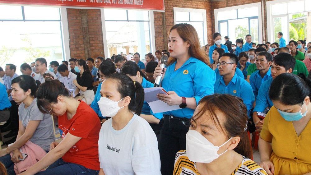 Lâm Đồng: Nhiều ý kiến của công nhân lao động sẽ đến với diễn đàn Quốc hội Lâm Đồng: Nhiều ý kiến của công nhân lao động sẽ đến với diễn đàn Quốc hội