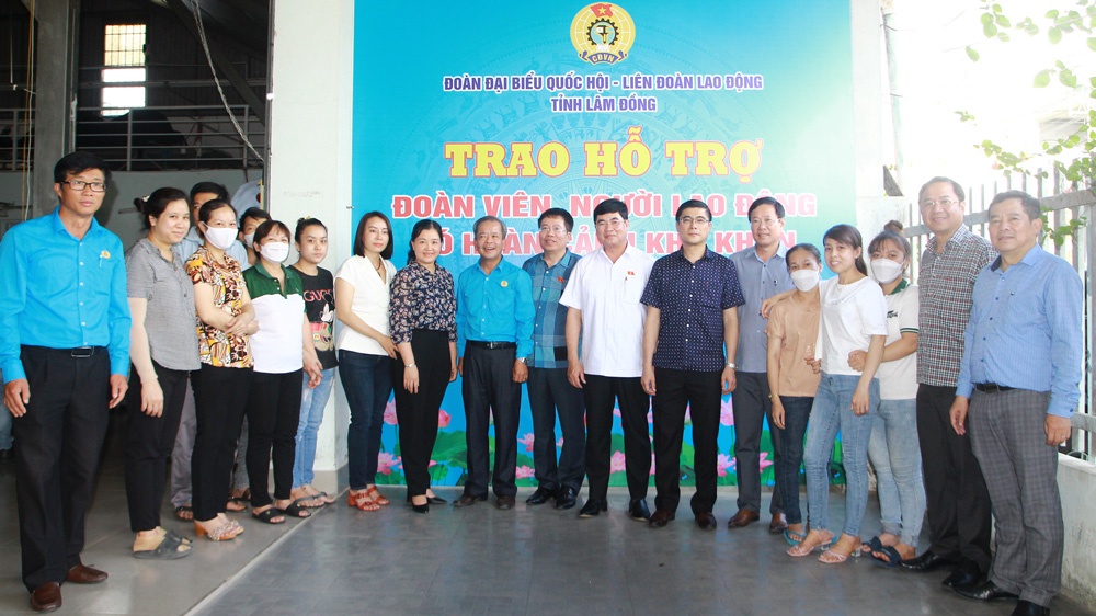 Lâm Đồng: Nhiều ý kiến của công nhân lao động sẽ đến với diễn đàn Quốc hội Lâm Đồng: Nhiều ý kiến của công nhân lao động sẽ đến với diễn đàn Quốc hội