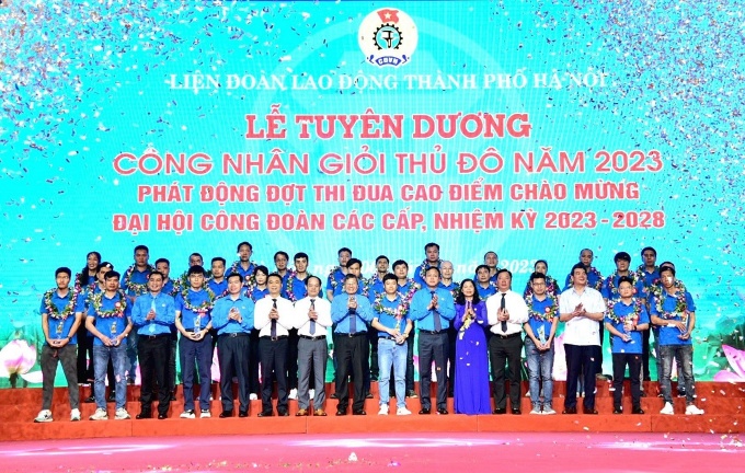 Tôn vinh 100 công nhân giỏi Thủ đô năm 2023 Tôn vinh 100 công nhân giỏi Thủ đô năm 2023