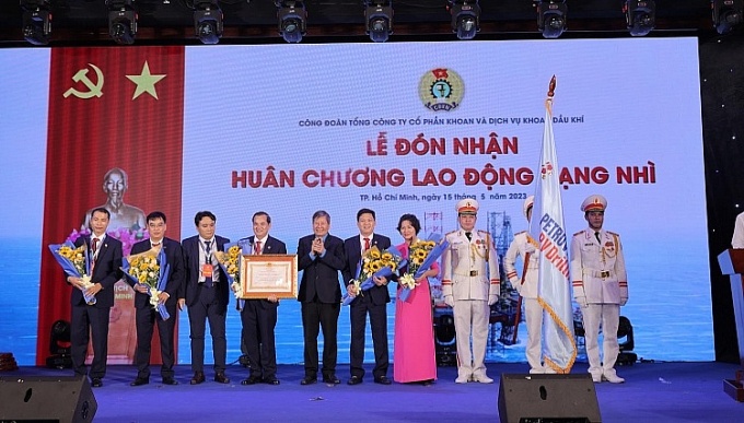 Đổi mới tổ chức, phương thức hoạt động là sợi dây kết nối người lao động với doanh nghiệp Đổi mới tổ chức, phương thức hoạt động là sợi dây kết nối người lao động với doanh nghiệp