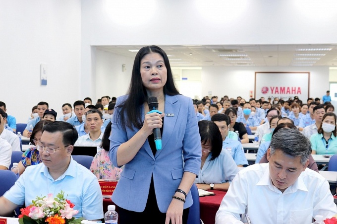 Chủ tịch Trần Sỹ Thanh đối thoại với công nhân lao động Thủ đô Chủ tịch Trần Sỹ Thanh đối thoại với công nhân lao động Thủ đô