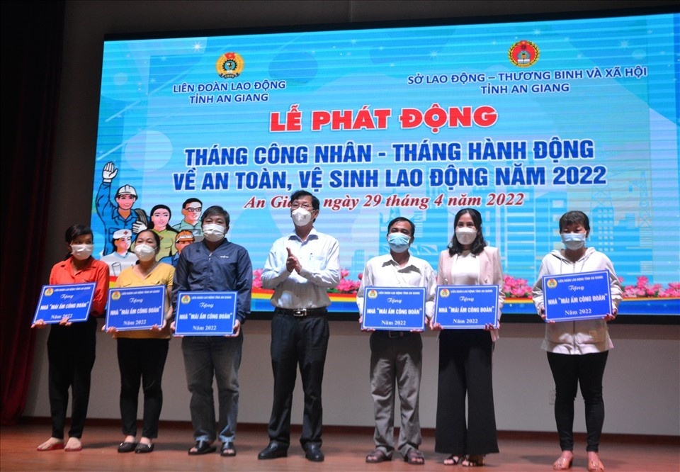 Chương trình 1734: Điểm tựa cho người lao động ở An Giang Chương trình 1734: Điểm tựa cho người lao động ở An Giang