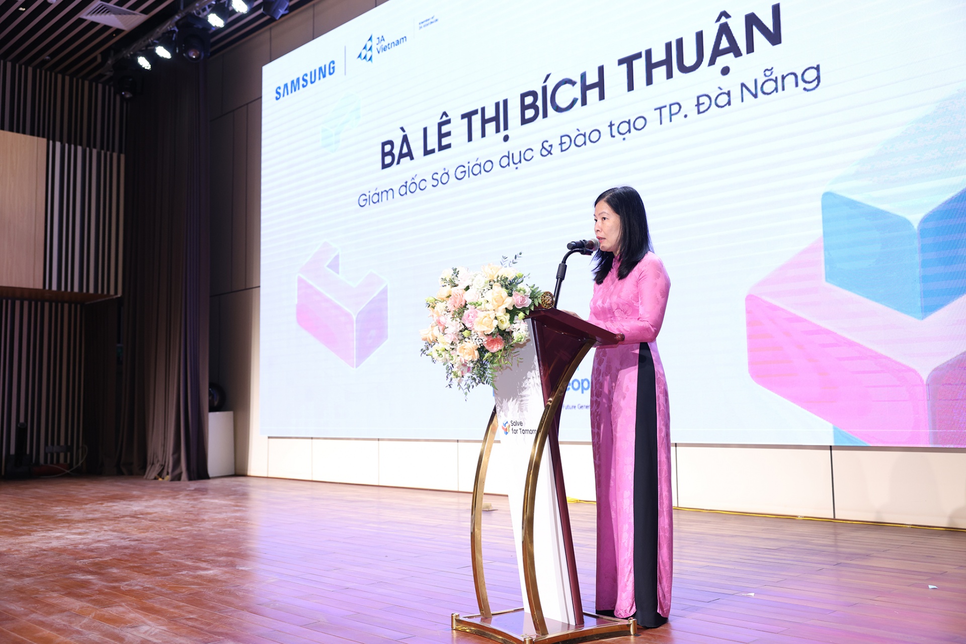 Samsung Việt Nam thực hiện hành trình roadshow lan toả Solve for Tomorrow 2023 Samsung Việt Nam thực hiện hành trình roadshow lan toả Solve for Tomorrow 2023