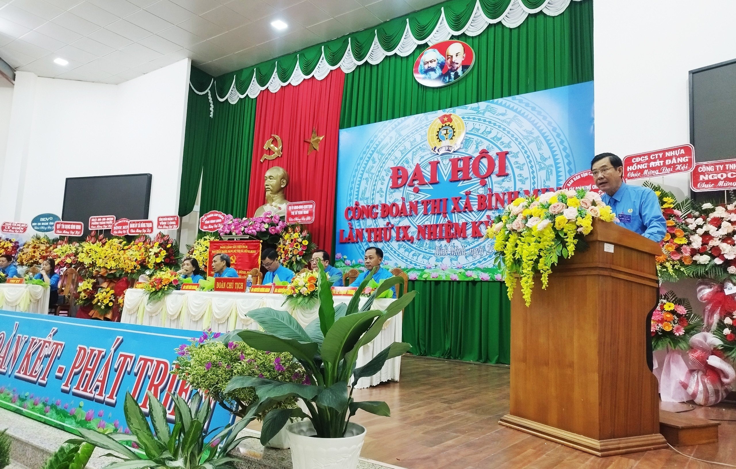 Đại hội điểm công đoàn cấp huyện đầu tiên ở Vĩnh Long