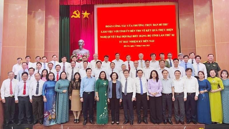 Đoàn công tác của Thường trực Ban Bí thư làm việc với Tỉnh ủy Bến Tre. Đoàn công tác của Thường trực Ban Bí thư làm việc với Tỉnh ủy Bến Tre.