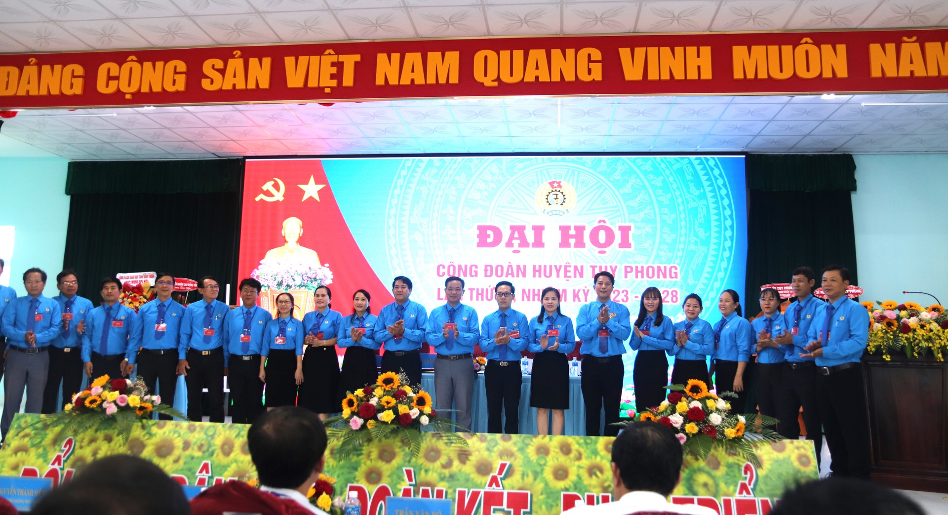 Đại hội điểm Công đoàn huyện Tuy Phong:﻿﻿ Đổi mới để chăm lo tốt NLĐ