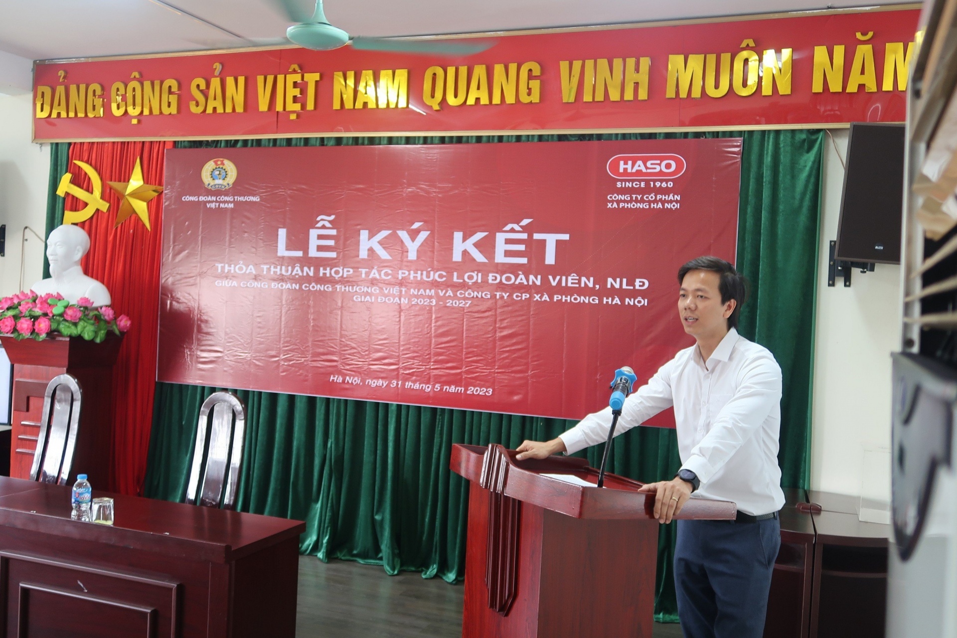 Công đoàn Công thương Việt Nam ký thỏa thuận hợp tác Chương trình “Phúc lợi đoàn viên” Công đoàn Công thương Việt Nam ký thỏa thuận hợp tác Chương trình “Phúc lợi đoàn viên”