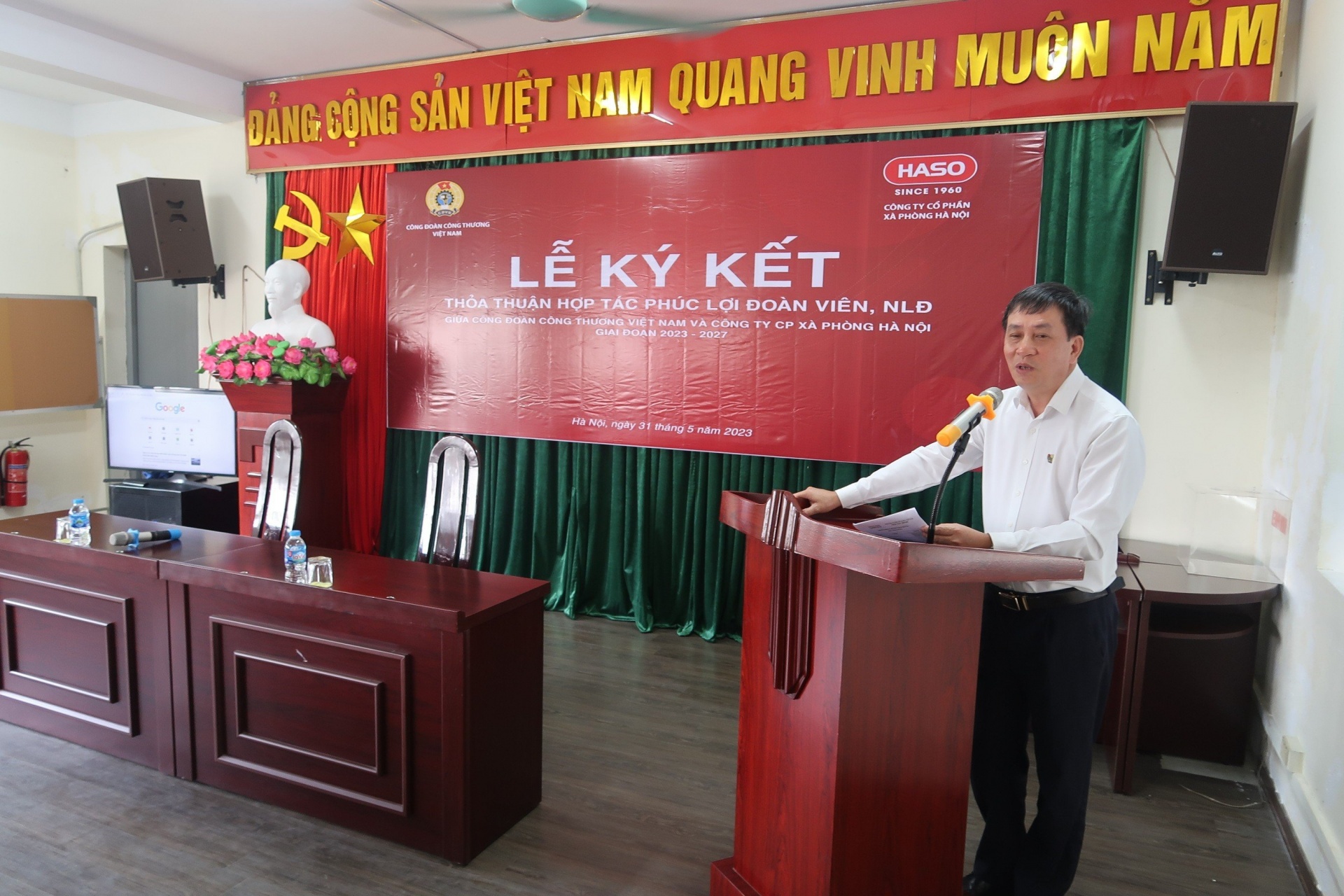 Công đoàn Công thương Việt Nam ký thỏa thuận hợp tác Chương trình “Phúc lợi đoàn viên” Công đoàn Công thương Việt Nam ký thỏa thuận hợp tác Chương trình “Phúc lợi đoàn viên”