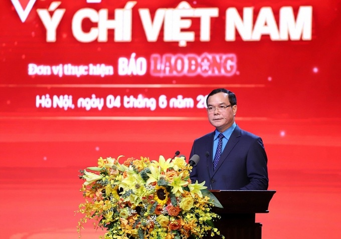Gương sáng công nhân được vinh danh tại chương trình Vinh quang Việt Nam 2023 Gương sáng công nhân được vinh danh tại chương trình Vinh quang Việt Nam 2023