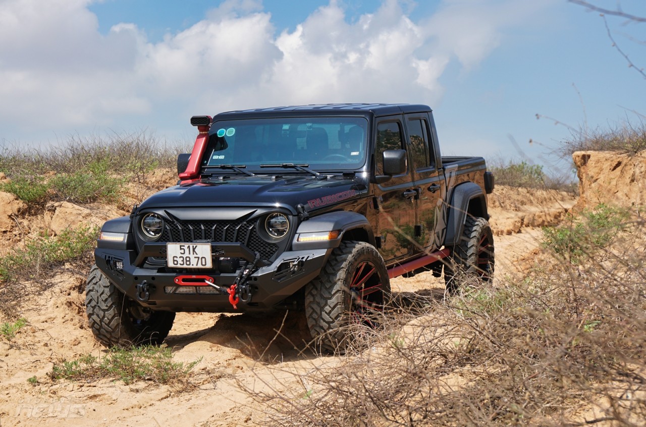 Jeep Gladiator 2023: Mẫu bán tải không dành cho số đông Jeep Gladiator 2023: Mẫu bán tải không dành cho số đông