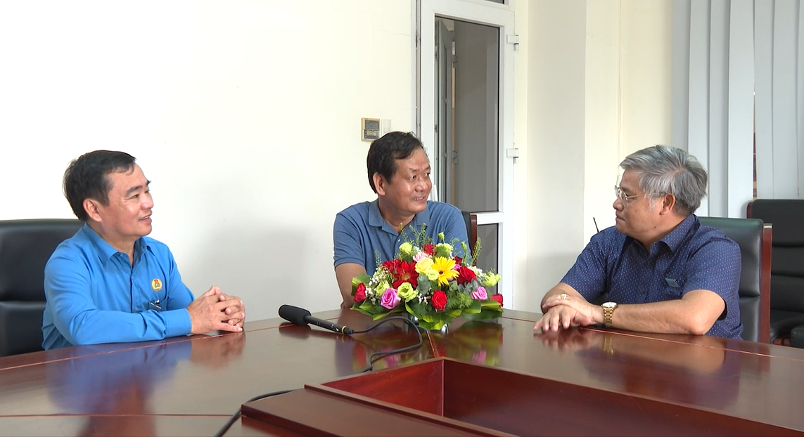 Nâng cao kỹ năng là vấn đề quan trọng nhất của cán bộ công đoàn ở các công ty Nâng cao kỹ năng là vấn đề quan trọng nhất của cán bộ công đoàn ở các công ty