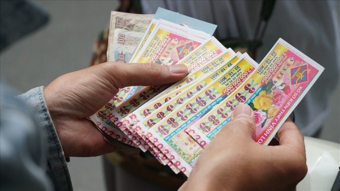 Chuyện về những phận đời đi “bán giấc mơ”