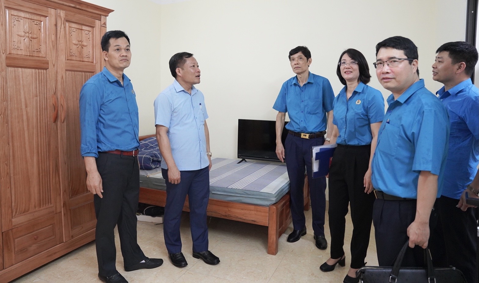 Công đoàn TKV: Xây dựng Khu tập thể công nhân “Sạch đẹp - Văn minh” Công đoàn TKV: Xây dựng Khu tập thể công nhân “Sạch đẹp - Văn minh”