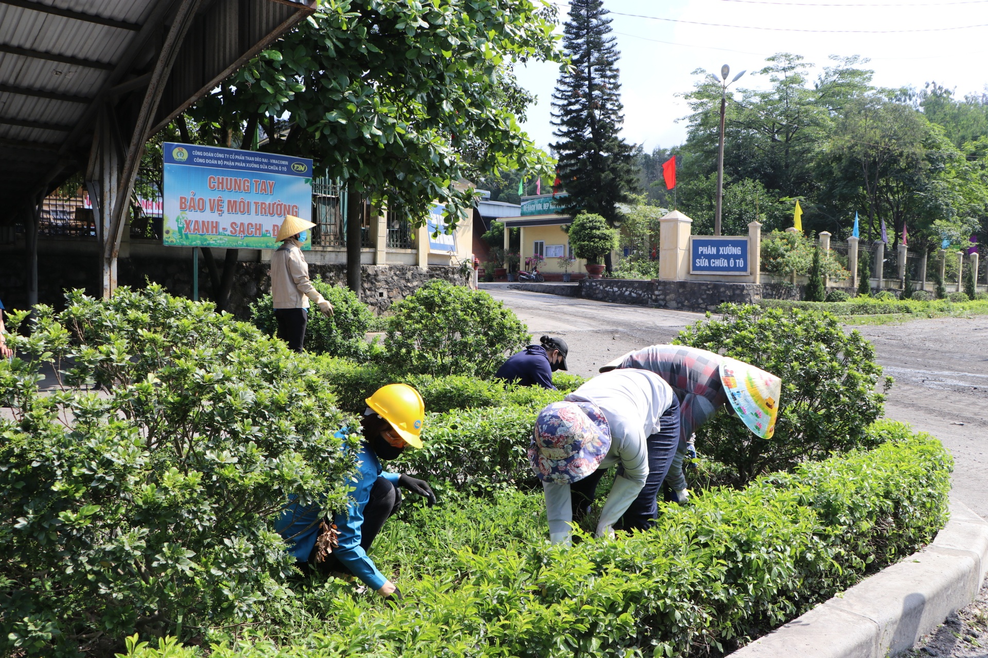 Công đoàn TKV: Xây dựng Khu tập thể công nhân “Sạch đẹp - Văn minh” Công đoàn TKV: Xây dựng Khu tập thể công nhân “Sạch đẹp - Văn minh”