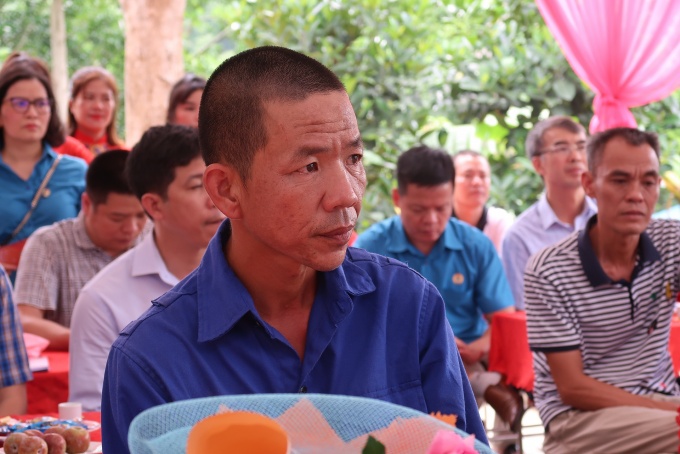 Bàn giao nhà tình thương cho gia đình công nhân đường sắt Bàn giao nhà tình thương cho gia đình công nhân đường sắt