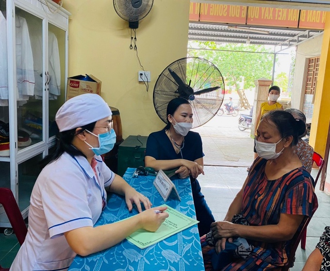 Phụ cấp ưu đãi nghề của ngành Y tế và những nghịch lý