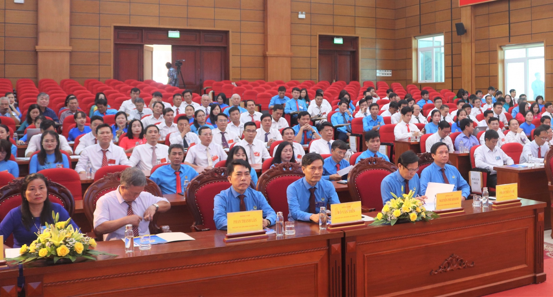 Nâng cao chất lượng đội ngũ cán bộ công đoàn để thực hiện tốt nhiệm vụ mới Nâng cao chất lượng đội ngũ cán bộ công đoàn để thực hiện tốt nhiệm vụ mới