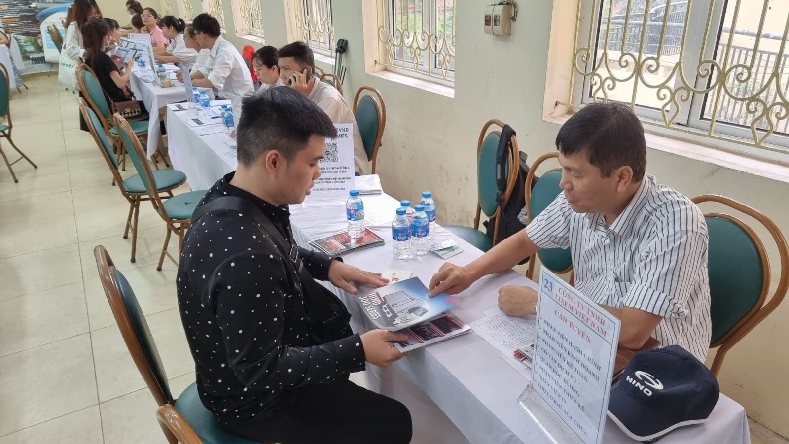 Tạo cơ hội để lực lượng lao động trẻ tiếp cận với thị trường lao động Tạo cơ hội để lực lượng lao động trẻ tiếp cận với thị trường lao động