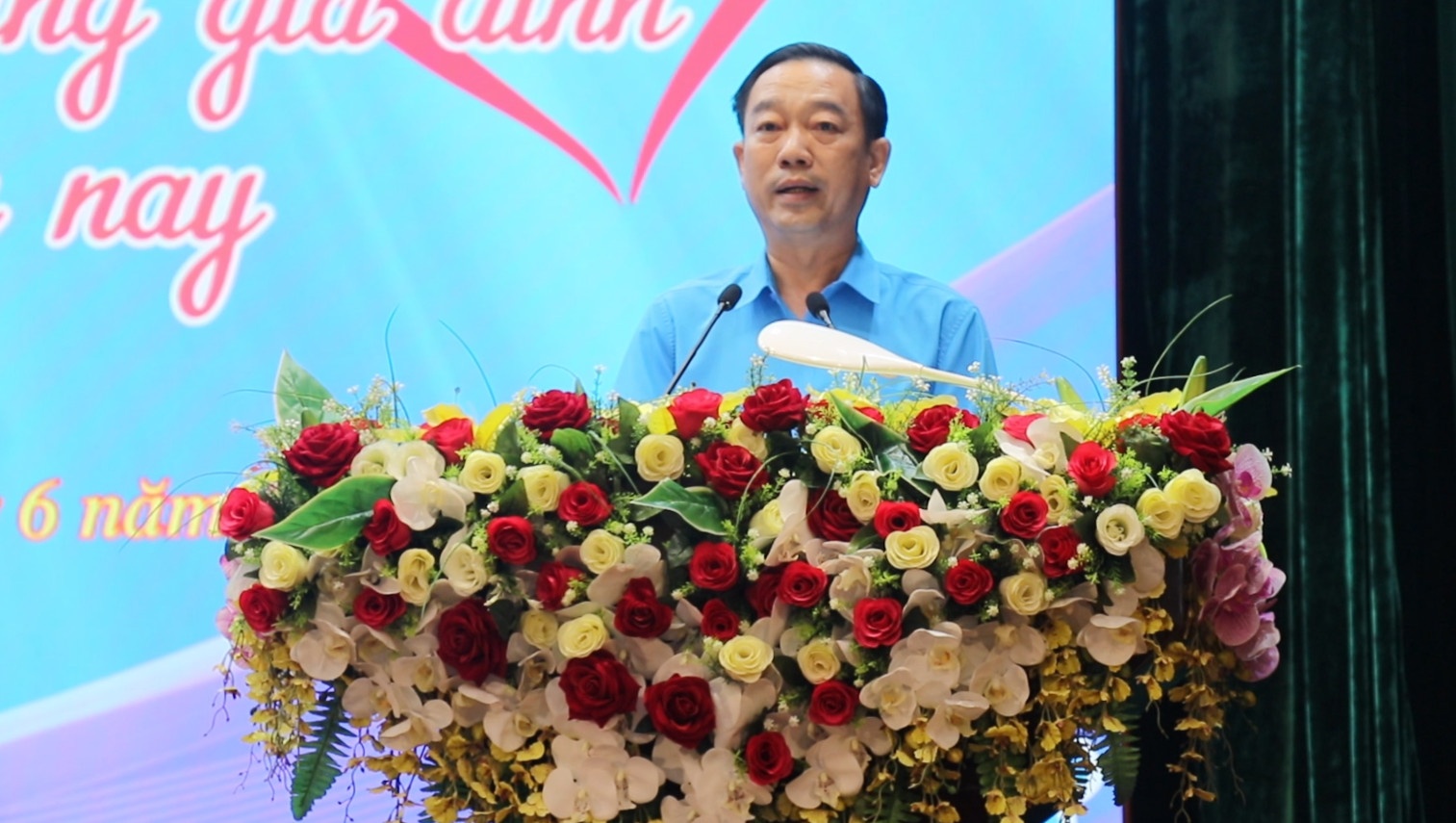 Xây dựng bình đẳng giới trong gia đình đoàn viên, người lao động
