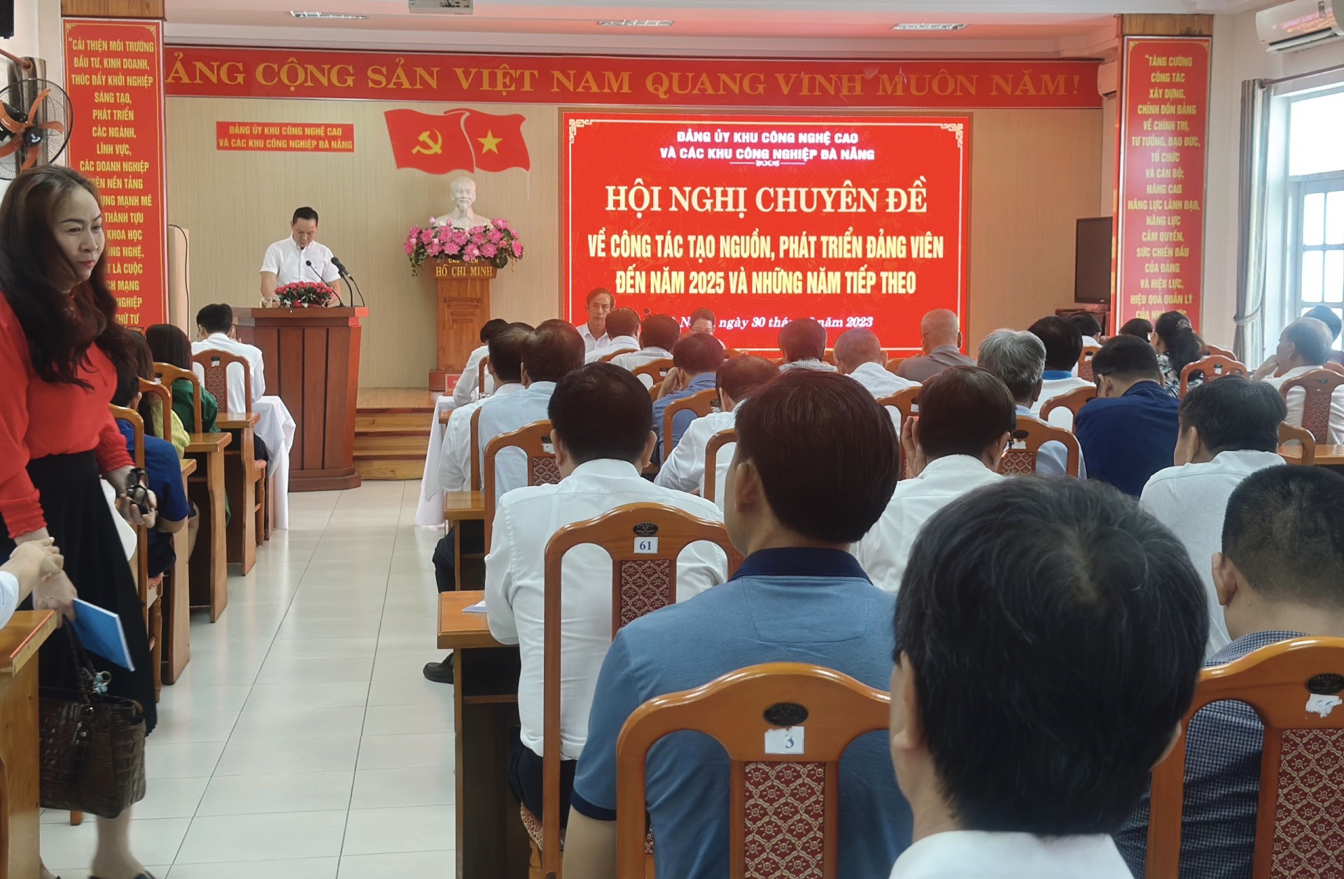 Toàn cảnh hội nghị. Ảnh: PHAN NGUYÊN Toàn cảnh hội nghị. Ảnh: PHAN NGUYÊN